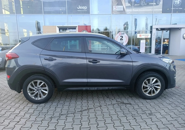 Hyundai Tucson cena 64900 przebieg: 145793, rok produkcji 2015 z Rzeszów małe 232